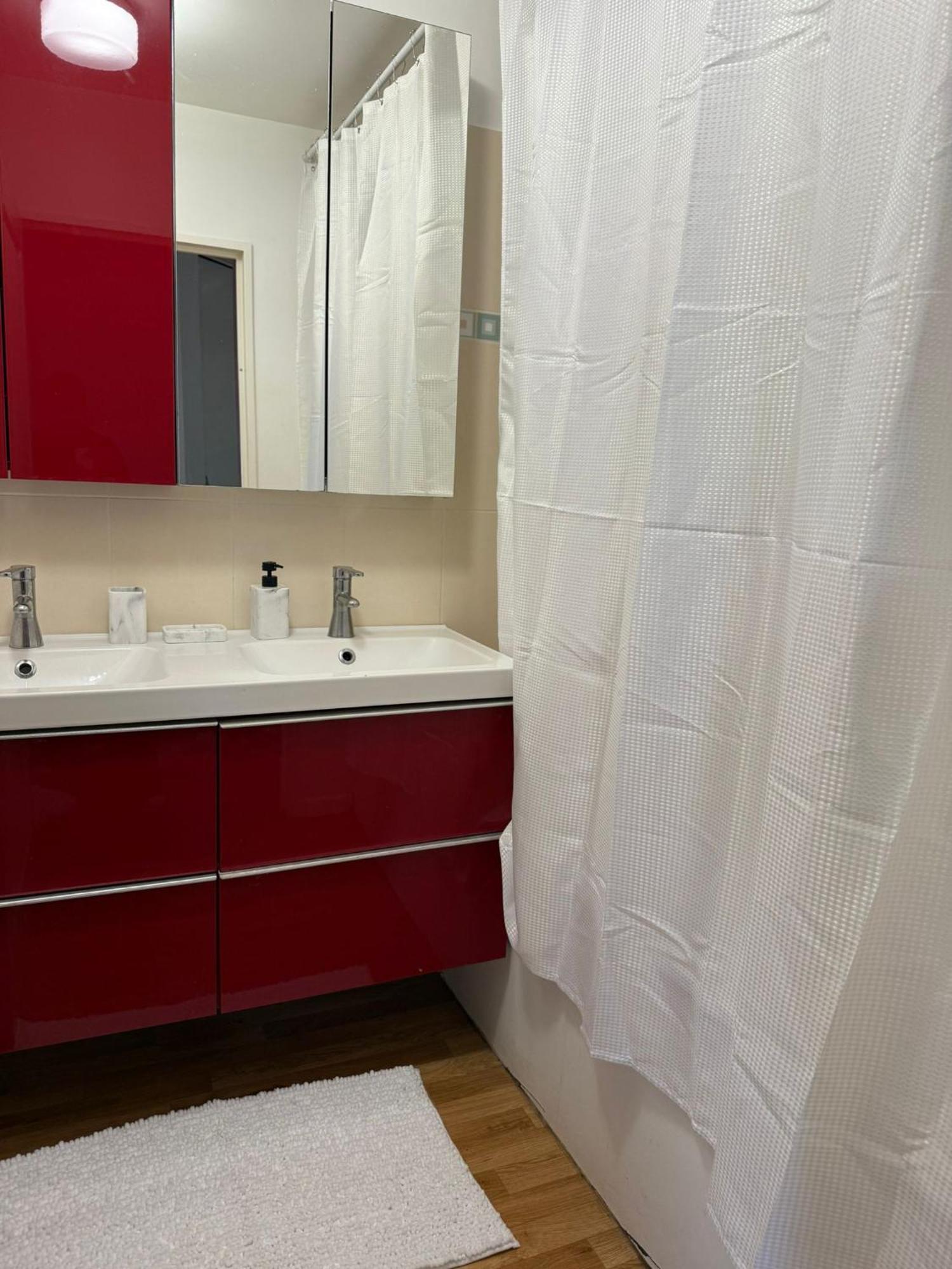 Spacieux Appartement De Charme, Pres De Paris マント・ラ・ジョリー エクステリア 写真